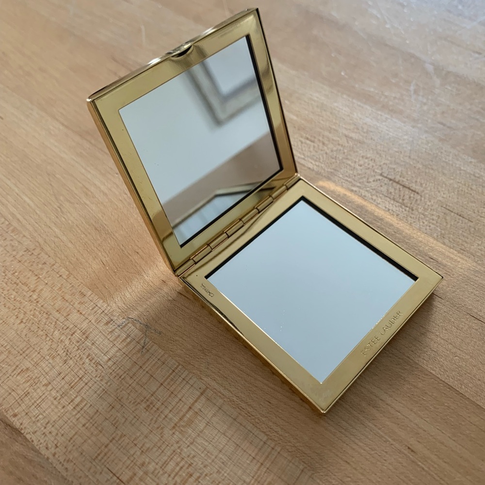 Estée Lauder “purse” size double Mirror
